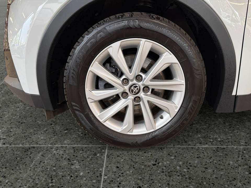 Toyota C-HR - Imagem 15