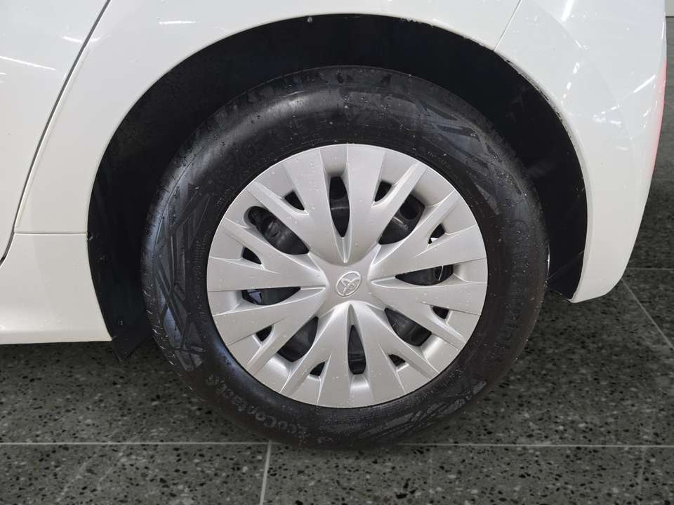 Toyota Yaris - Imagem 15