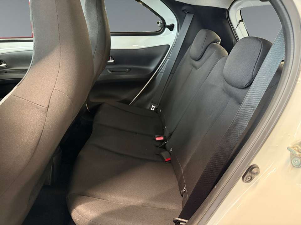 Toyota Aygo X - Imagem 14