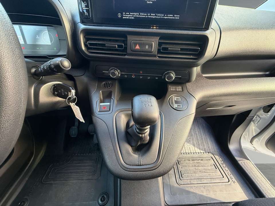 Toyota Proace City - Imagem 12