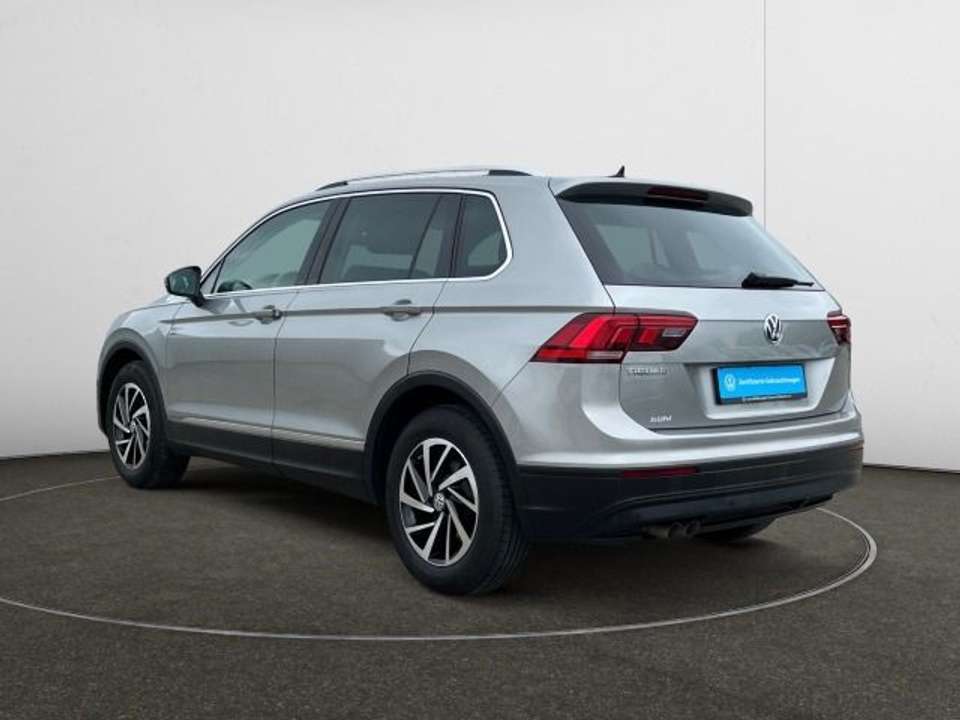 Volkswagen Tiguan - Imagem 3