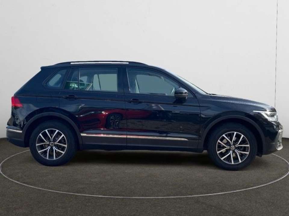 Volkswagen Tiguan - Imagem 6