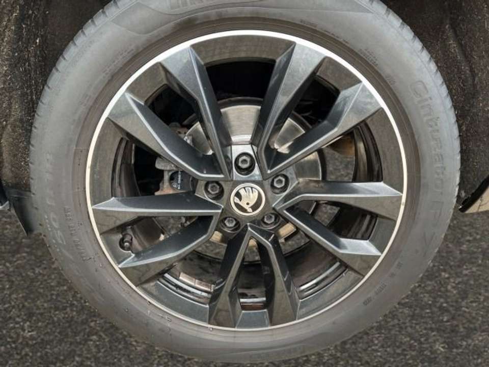Skoda Karoq - Imagem 14
