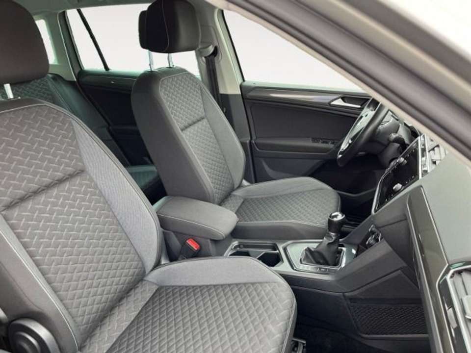 Volkswagen Tiguan - Imagem 15