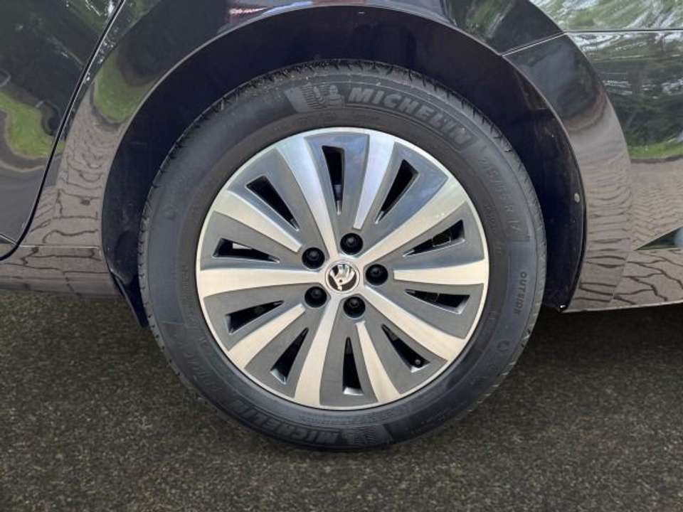Skoda Superb - Imagem 14