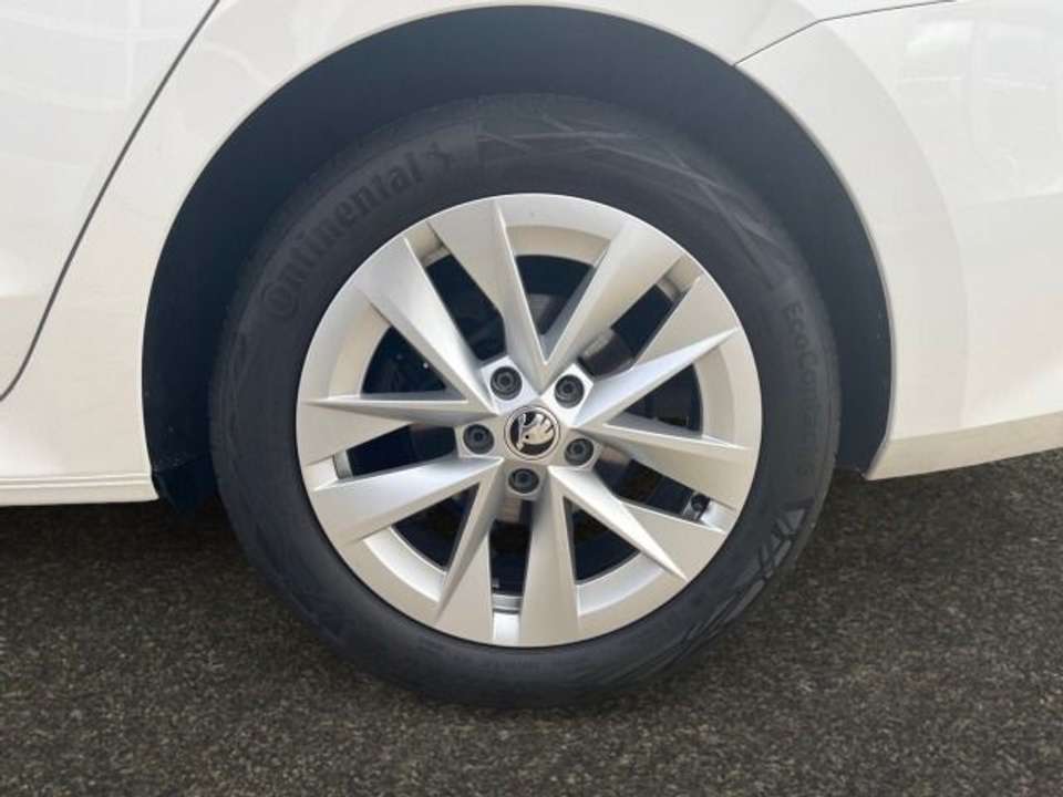 Skoda Octavia - Imagem 14