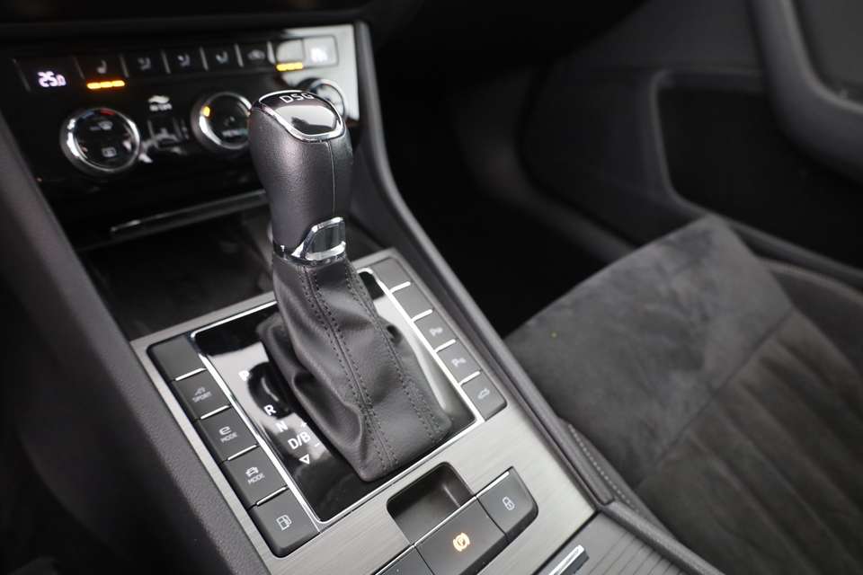 Skoda Superb - Imagem 15