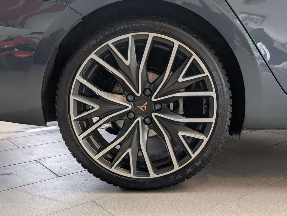 CUPRA Leon - Imagem 10