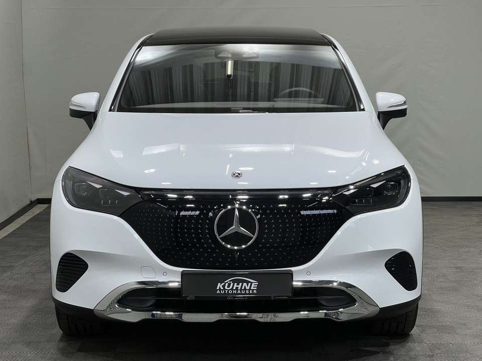 Mercedes-Benz EQE SUV - Imagem 2