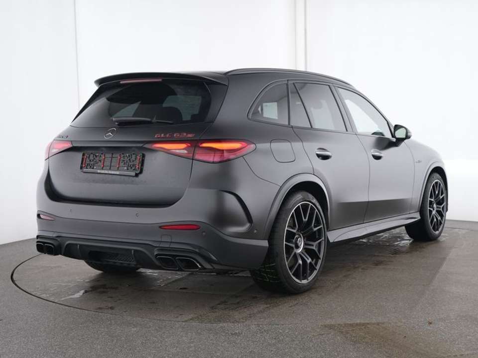 Mercedes-Benz GLC 63 AMG - Imagem 2