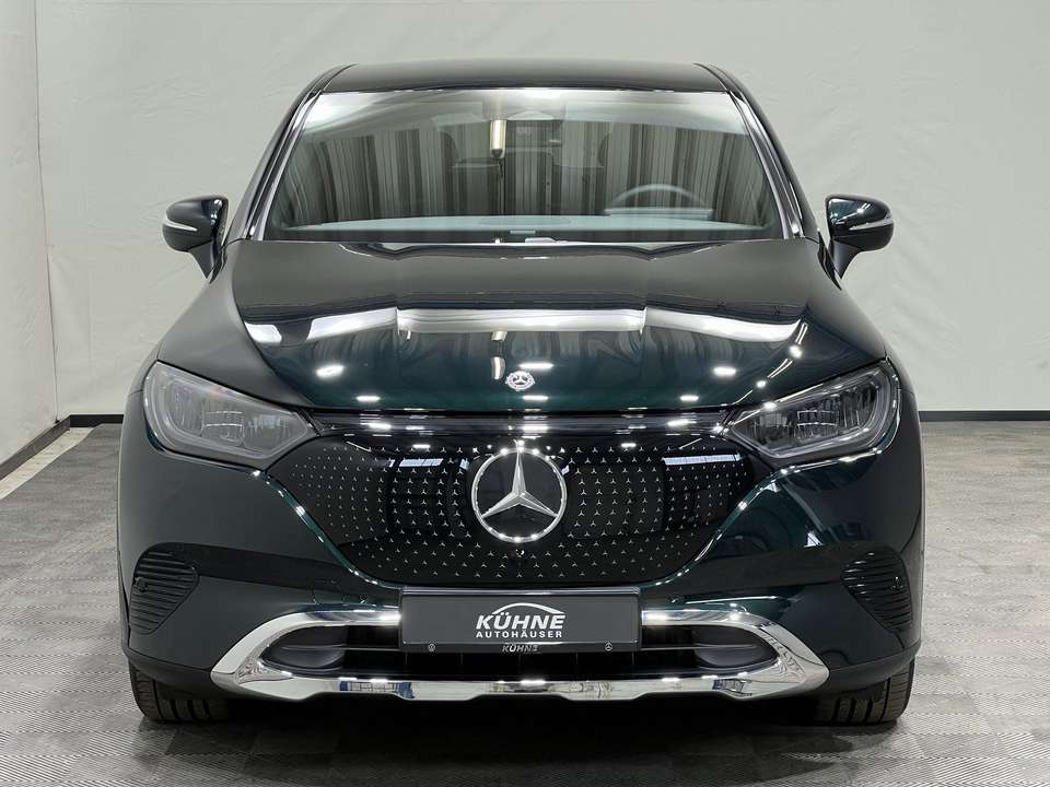 Mercedes-Benz EQE SUV - Imagem 2