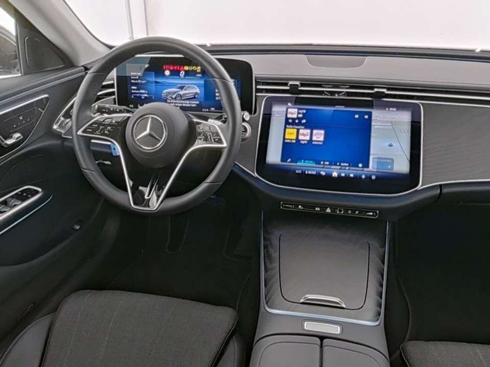 Mercedes-Benz E 220 - Imagem 7