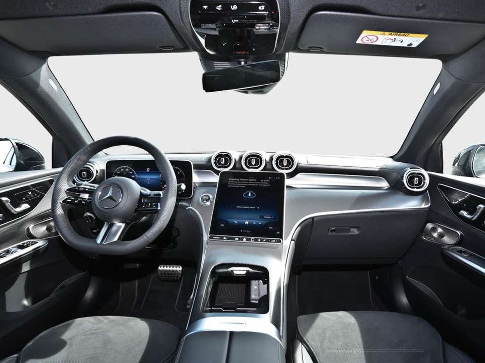 Mercedes-Benz GLC 300 - Imagem 12