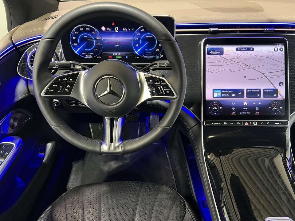 Mercedes-Benz EQE 350 - Imagem 7