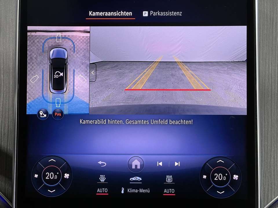 Mercedes-Benz EQE 300 - Imagem 9
