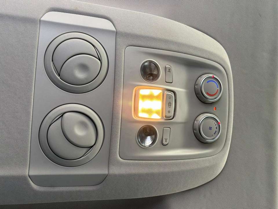 Peugeot Traveller - Imagem 10