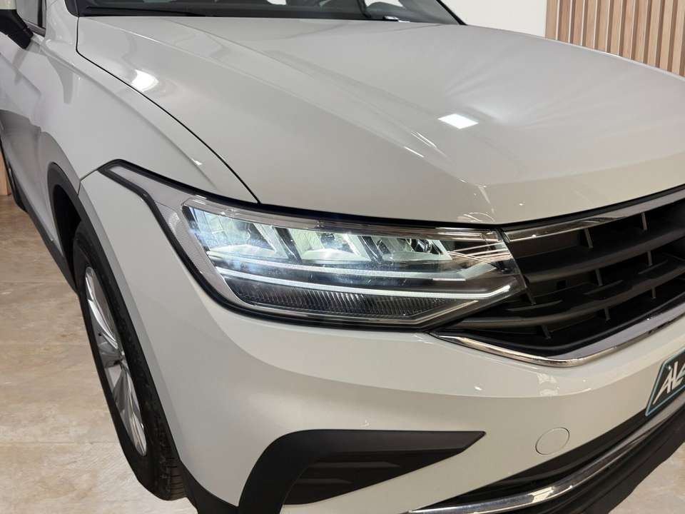 Volkswagen Tiguan - Imagem 4