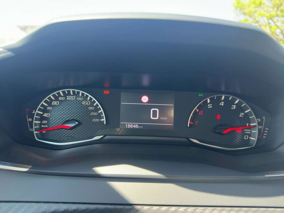 Peugeot 208 - Imagem 14
