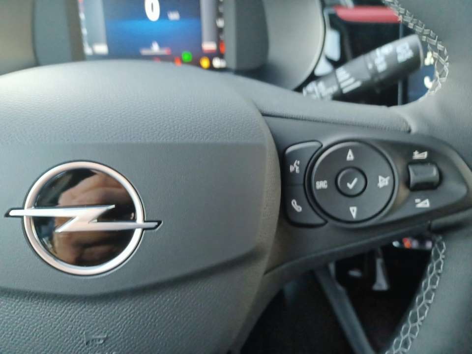 Opel Corsa - Imagem 11