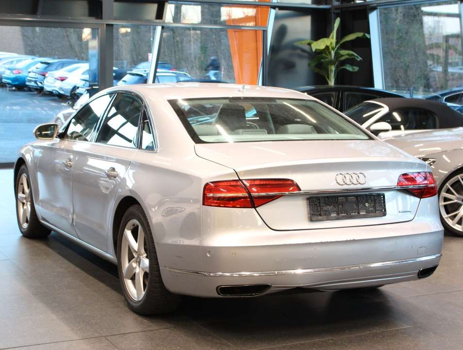 Audi A8 - Imagem 4