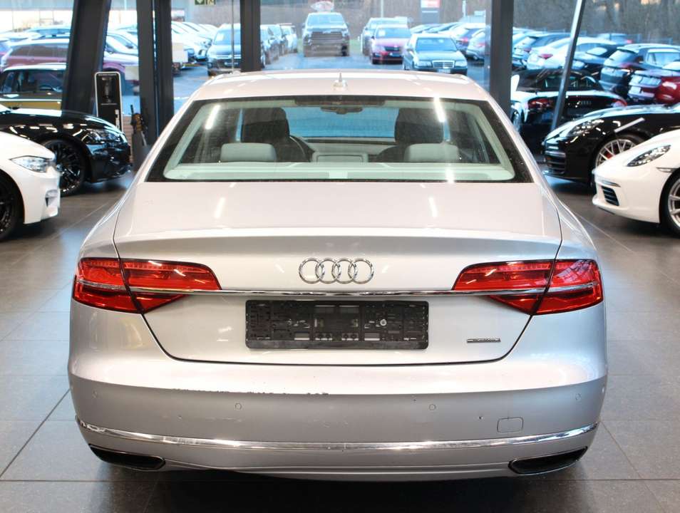 Audi A8 - Imagem 6