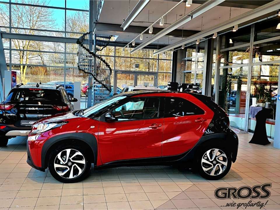 Toyota Aygo X - Imagem 4