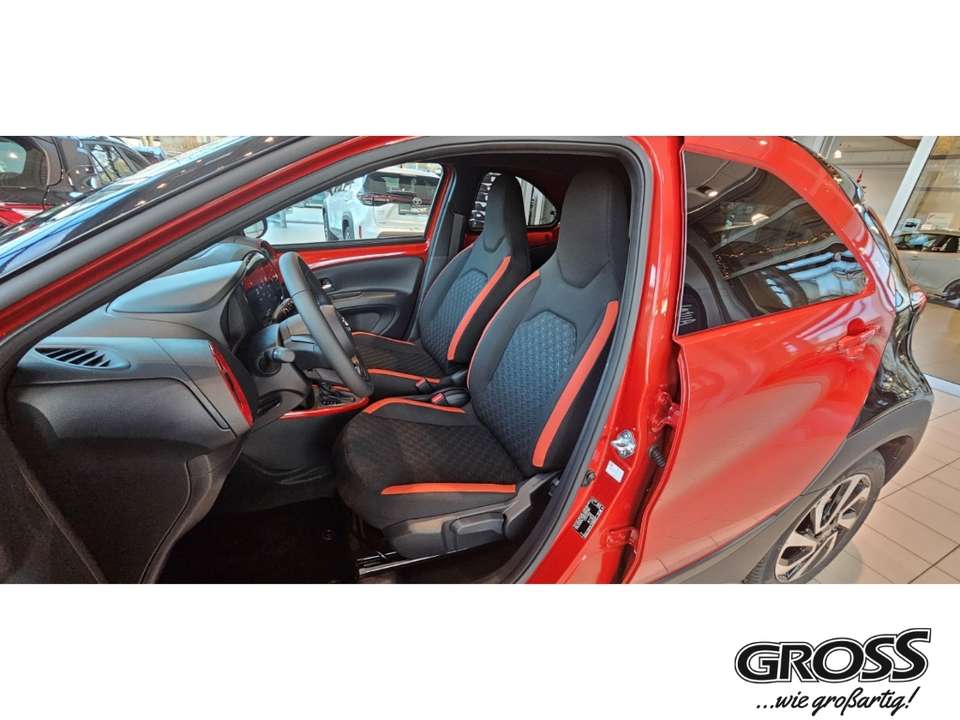 Toyota Aygo X - Imagem 12