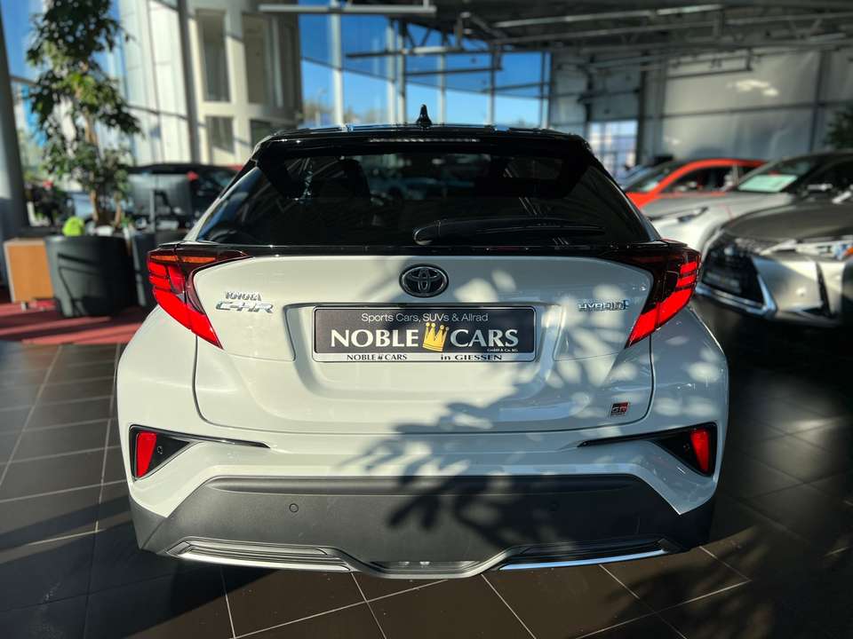 Toyota C-HR - Imagem 8