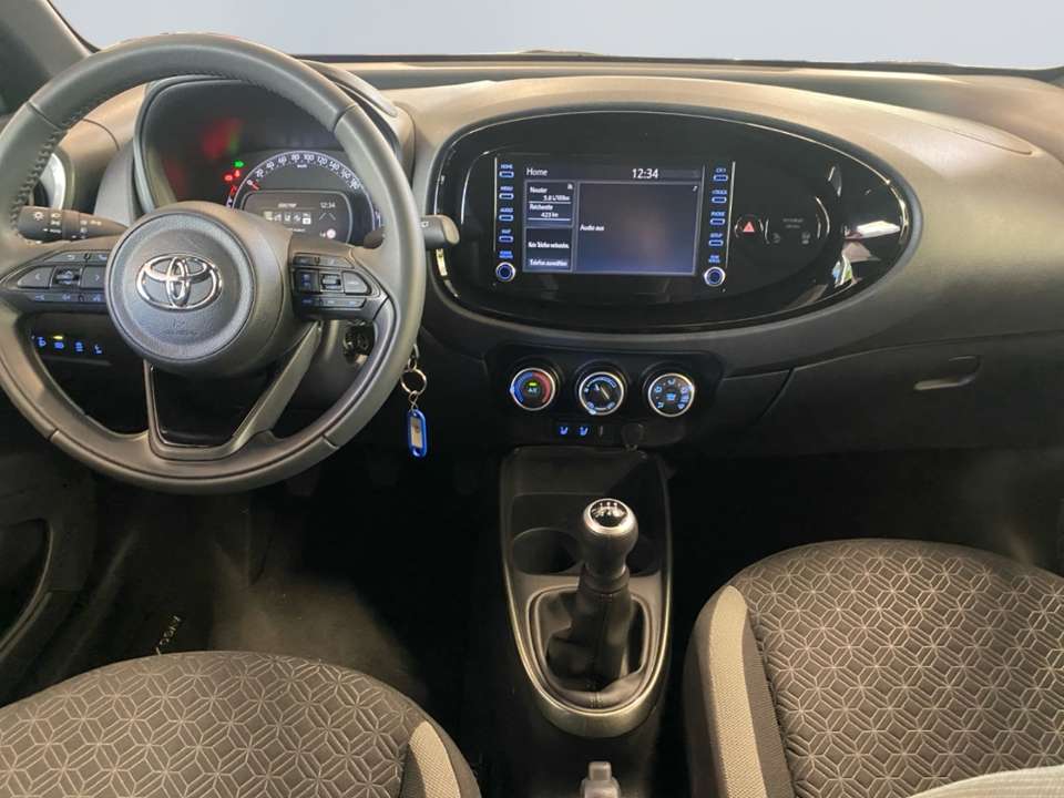 Toyota Aygo X - Imagem 12