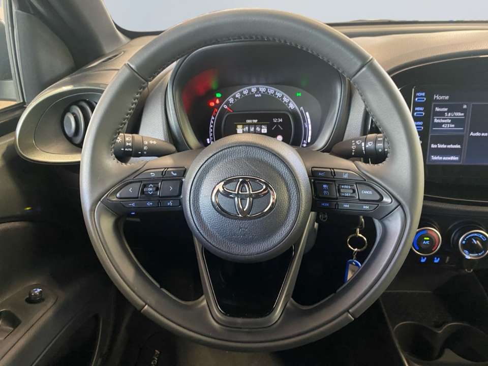 Toyota Aygo X - Imagem 13