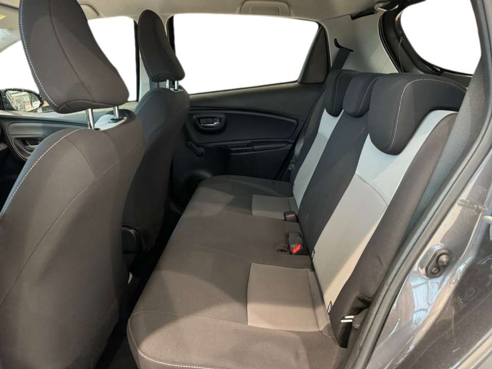 Toyota Yaris - Imagem 14