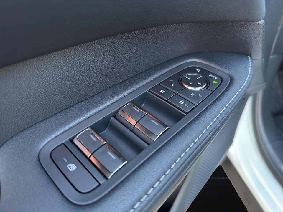 Lexus RX 350h - Imagem 12