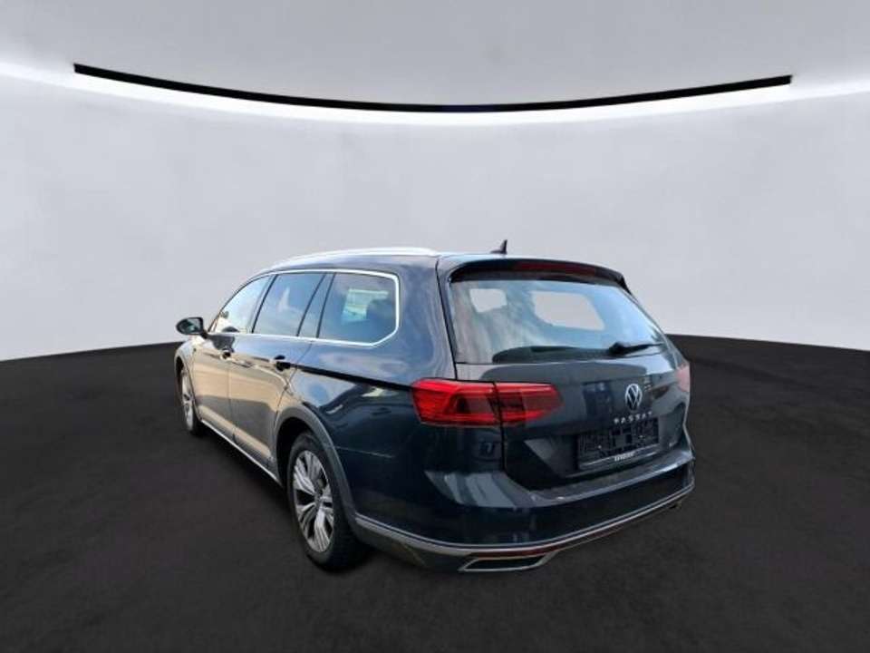 Volkswagen Passat Alltrack - Imagem 3