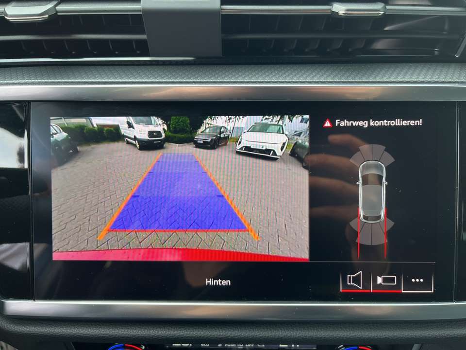 Audi Q3 - Imagem 14