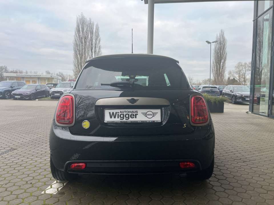 MINI Cooper SE - Imagem 14