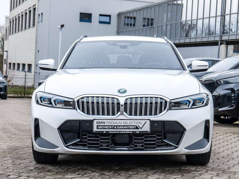 BMW 330 - Imagem 5