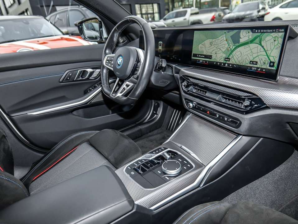 BMW 330 - Imagem 7