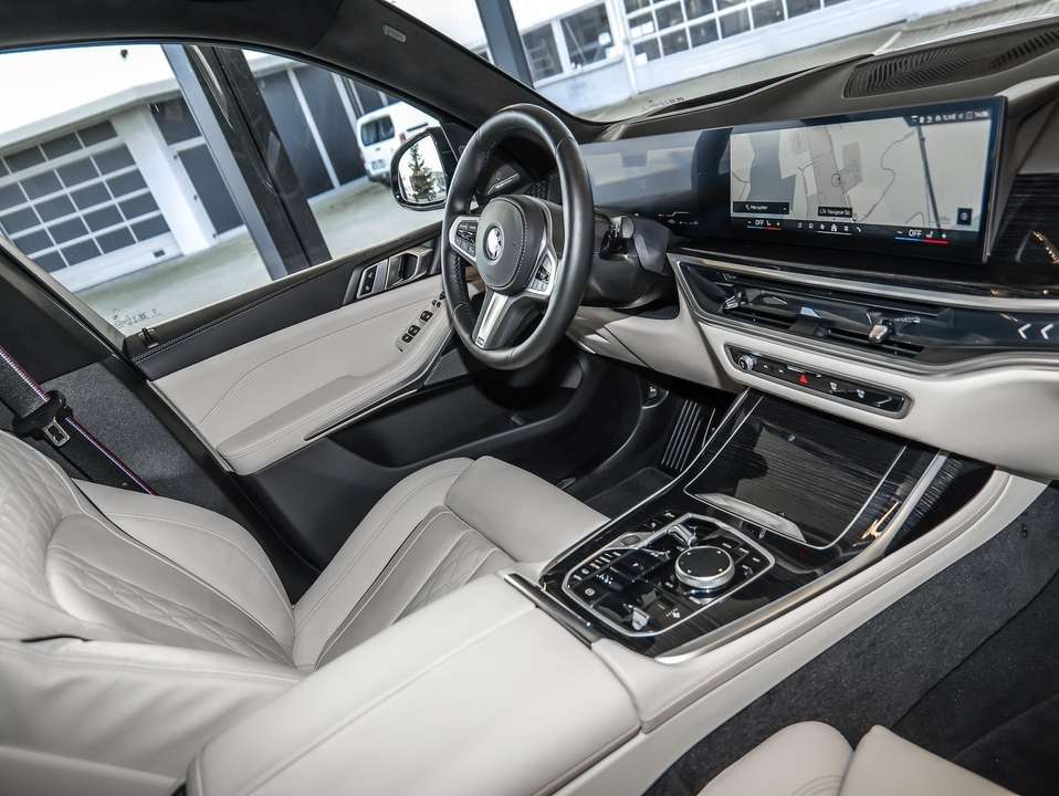 BMW X7 - Imagem 6