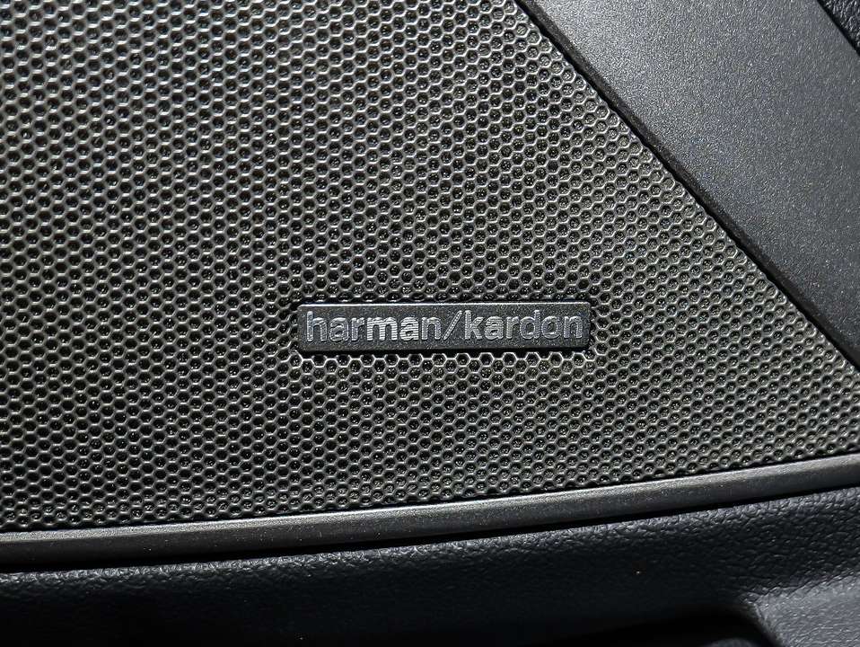 BMW 330 - Imagem 14