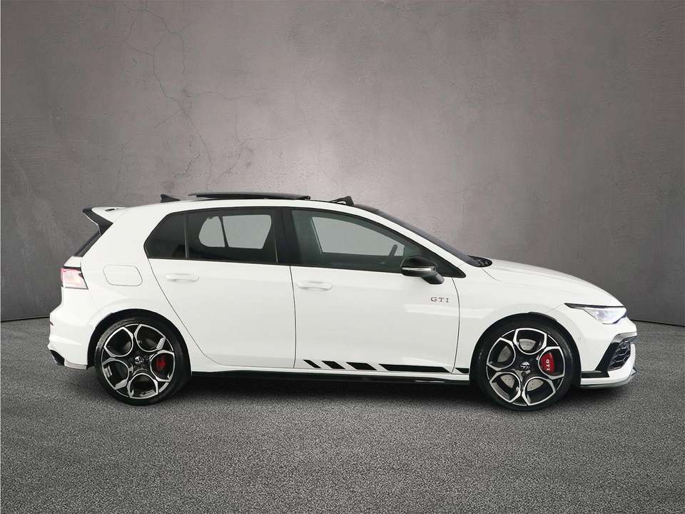 Volkswagen Golf GTI - Imagem 9
