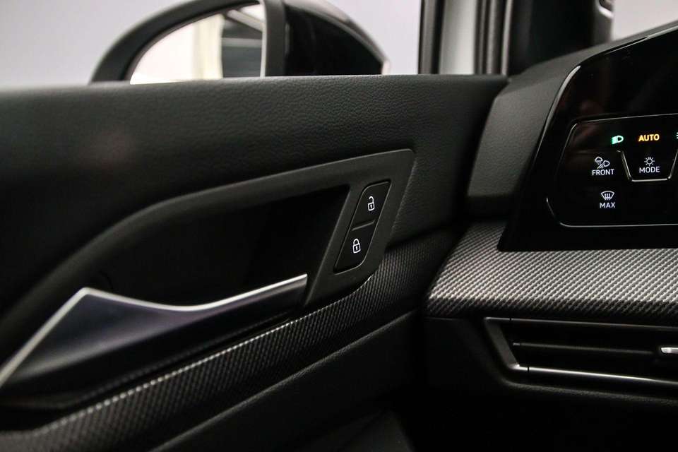 Volkswagen Golf GTI - Imagem 14