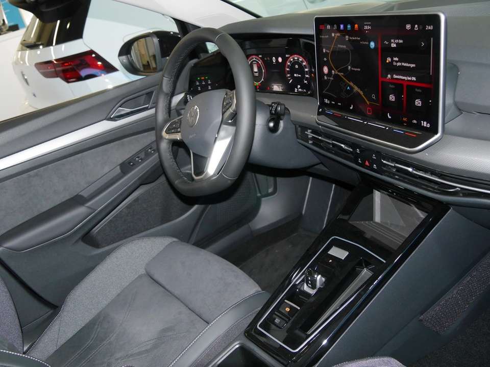 Volkswagen Golf Variant - Imagem 5