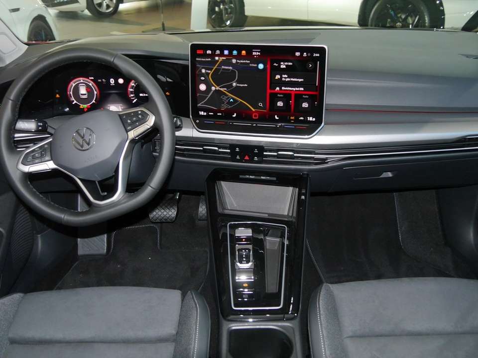 Volkswagen Golf Variant - Imagem 8