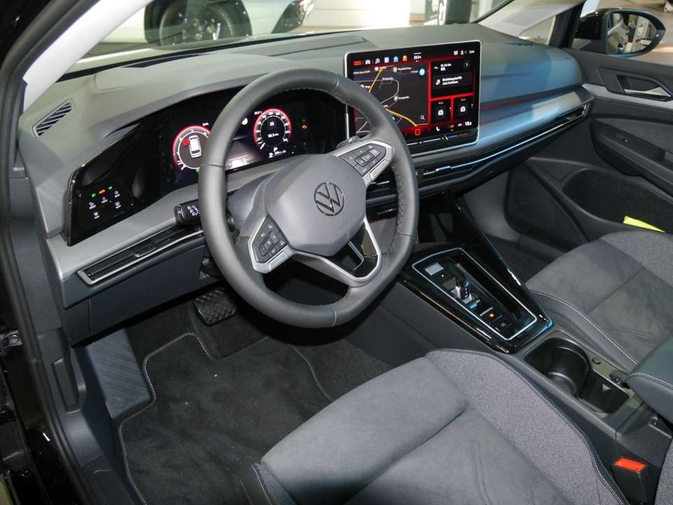 Volkswagen Golf Variant - Imagem 14