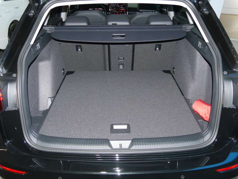 Volkswagen Golf Variant - Imagem 15