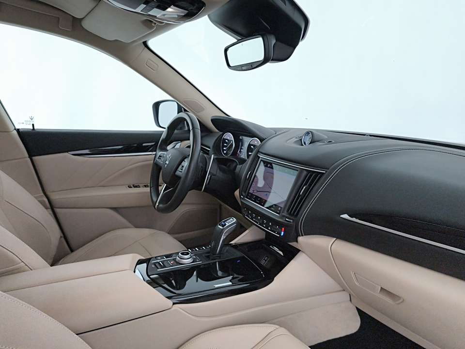 Maserati Levante - Imagem 11