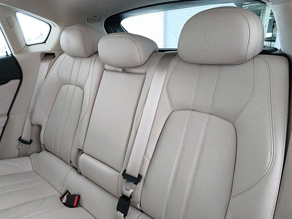 Maserati Levante - Imagem 13