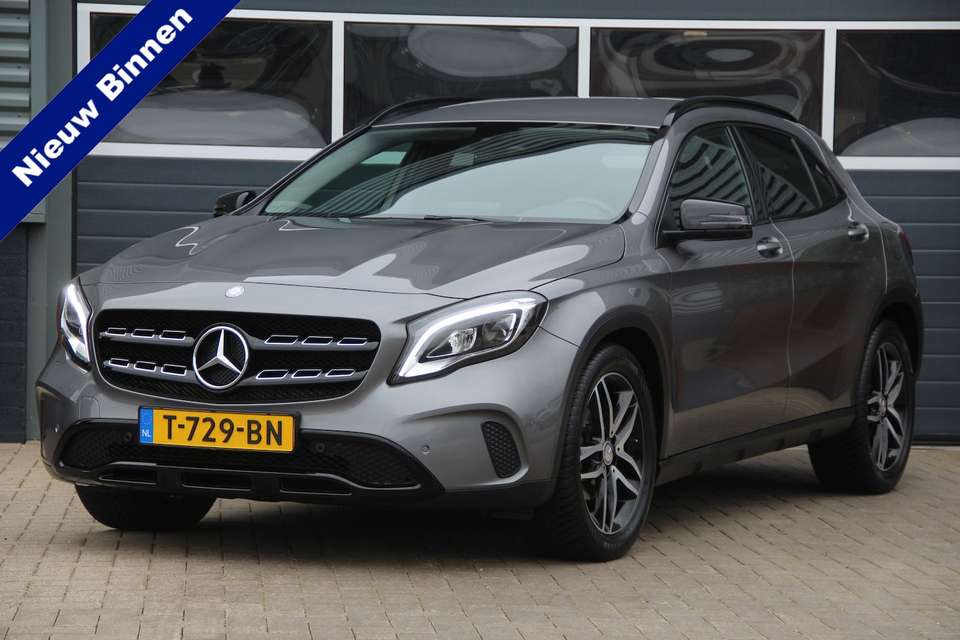 Mercedes-Benz GLA 200 - Imagem 1