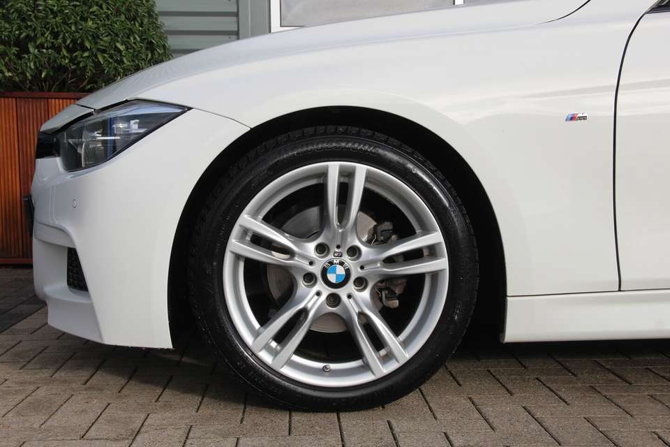 BMW 318 - Imagem 2