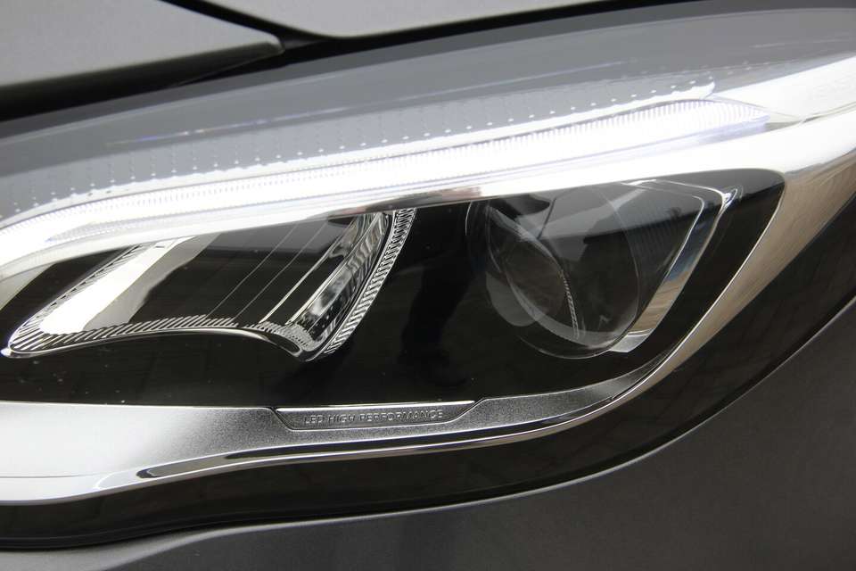 Mercedes-Benz GLA 200 - Imagem 2